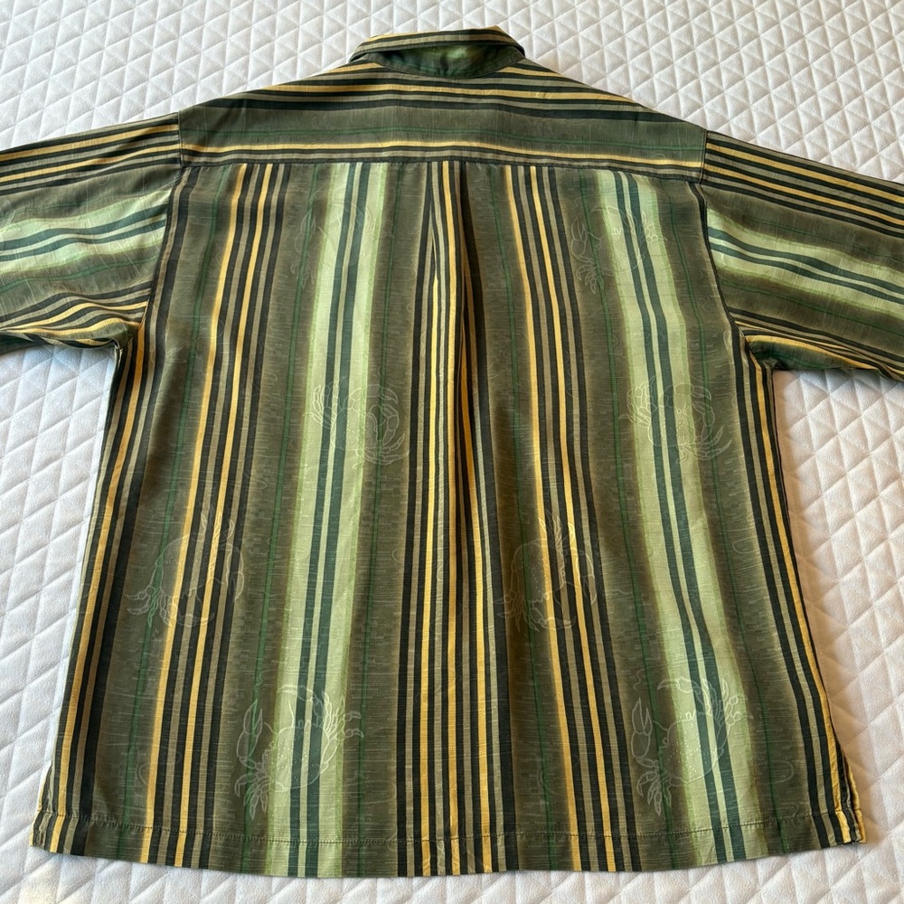 Tommy Bahama 100% Silk Men’s Shirt Sz M Striped Short Sleeve Crab Jacquard Print - Picture 9 of 14